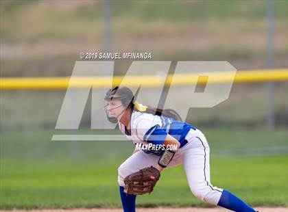 Thumbnail 2 in Marian vs. Beatrice photogallery.