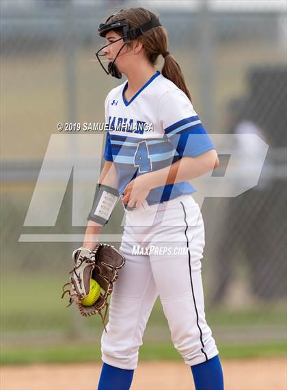 Thumbnail 3 in Marian vs. Beatrice photogallery.