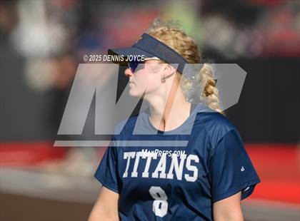 Thumbnail 3 in Webster Thomas @ Penfield (NYSPHSAA Class AA Semi-Finals) photogallery.