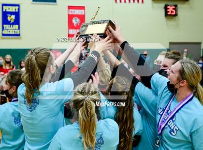 Thumbnail 2 in Le Roy vs. Attica (Section 5 Class C Final) photogallery.
