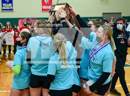 Thumbnail 3 in Le Roy vs. Attica (Section 5 Class C Final) photogallery.