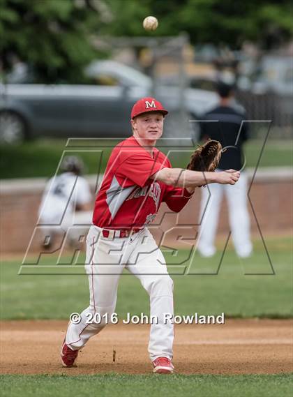 Thumbnail 2 in Mundelein vs. Libertyville (IHSA 4A Regional Final) photogallery.