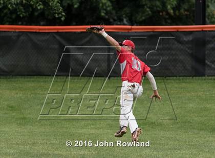 Thumbnail 1 in Mundelein vs. Libertyville (IHSA 4A Regional Final) photogallery.