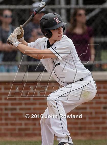 Thumbnail 3 in Mundelein vs. Libertyville (IHSA 4A Regional Final) photogallery.
