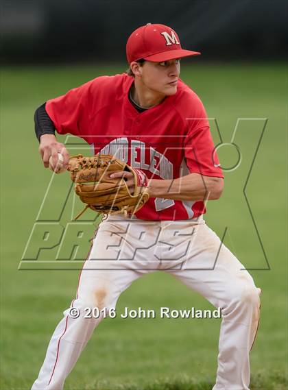 Thumbnail 3 in Mundelein vs. Libertyville (IHSA 4A Regional Final) photogallery.
