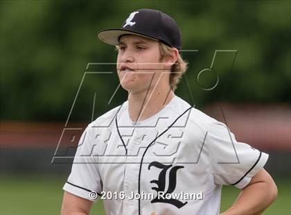Thumbnail 1 in Mundelein vs. Libertyville (IHSA 4A Regional Final) photogallery.