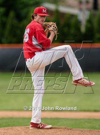 Thumbnail 1 in Mundelein vs. Libertyville (IHSA 4A Regional Final) photogallery.