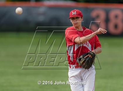 Thumbnail 2 in Mundelein vs. Libertyville (IHSA 4A Regional Final) photogallery.