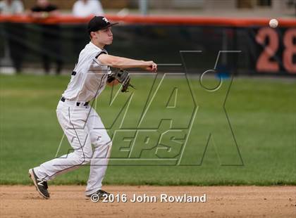 Thumbnail 2 in Mundelein vs. Libertyville (IHSA 4A Regional Final) photogallery.