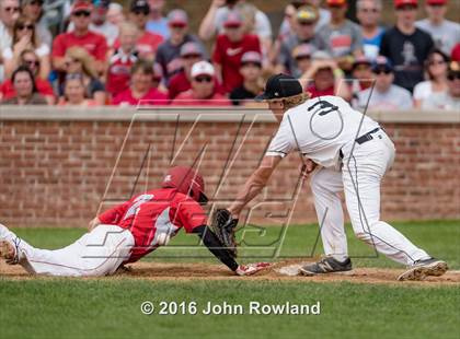 Thumbnail 1 in Mundelein vs. Libertyville (IHSA 4A Regional Final) photogallery.