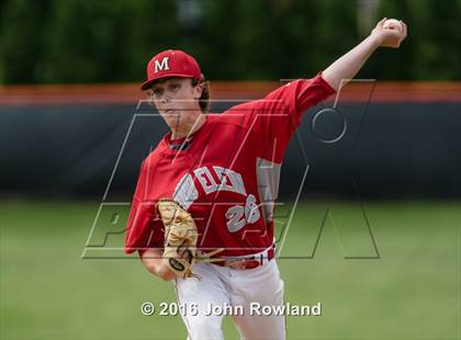 Thumbnail 2 in Mundelein vs. Libertyville (IHSA 4A Regional Final) photogallery.