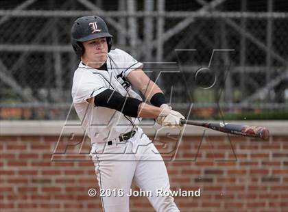 Thumbnail 2 in Mundelein vs. Libertyville (IHSA 4A Regional Final) photogallery.