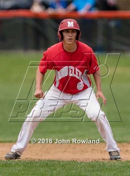 Thumbnail 1 in Mundelein vs. Libertyville (IHSA 4A Regional Final) photogallery.