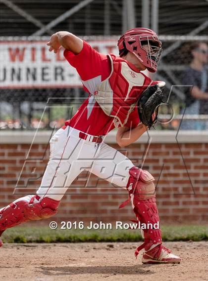 Thumbnail 1 in Mundelein vs. Libertyville (IHSA 4A Regional Final) photogallery.