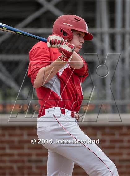 Thumbnail 2 in Mundelein vs. Libertyville (IHSA 4A Regional Final) photogallery.