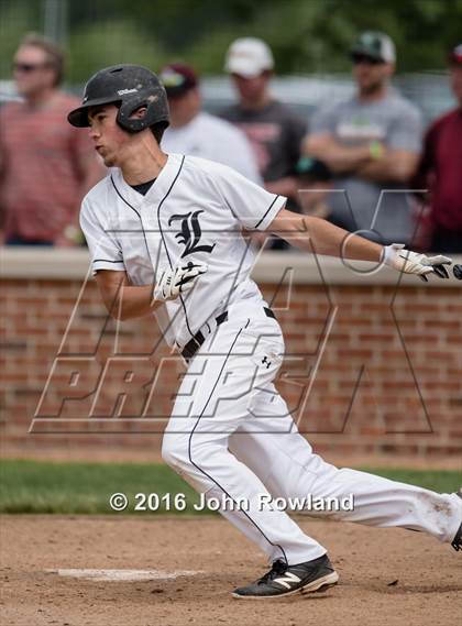 Thumbnail 3 in Mundelein vs. Libertyville (IHSA 4A Regional Final) photogallery.