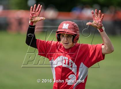 Thumbnail 3 in Mundelein vs. Libertyville (IHSA 4A Regional Final) photogallery.