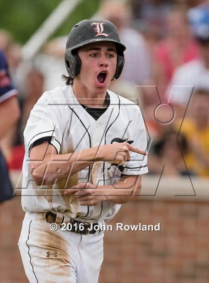 Thumbnail 1 in Mundelein vs. Libertyville (IHSA 4A Regional Final) photogallery.