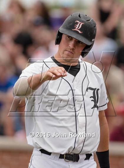 Thumbnail 1 in Mundelein vs. Libertyville (IHSA 4A Regional Final) photogallery.