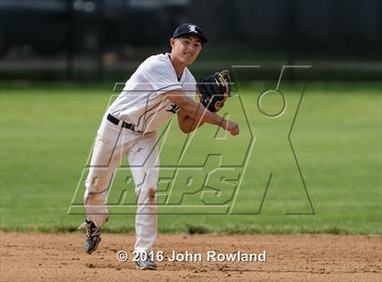 Thumbnail 3 in Mundelein vs. Libertyville (IHSA 4A Regional Final) photogallery.