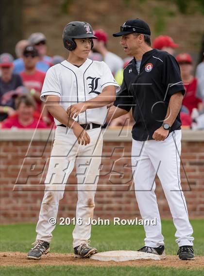 Thumbnail 2 in Mundelein vs. Libertyville (IHSA 4A Regional Final) photogallery.
