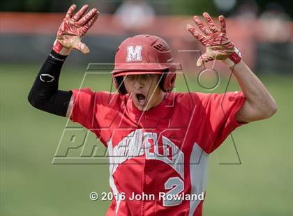 Thumbnail 2 in Mundelein vs. Libertyville (IHSA 4A Regional Final) photogallery.
