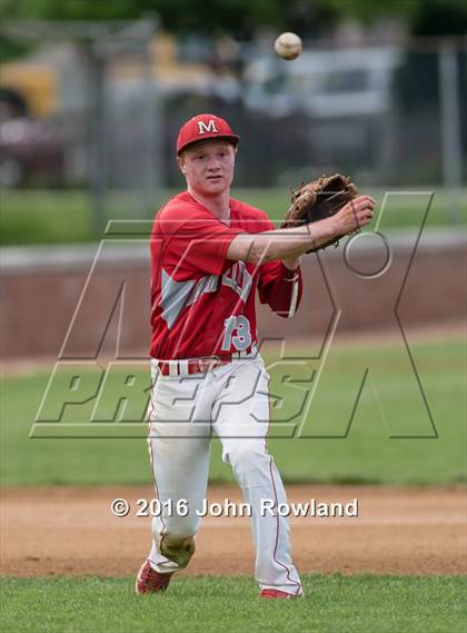 Thumbnail 3 in Mundelein vs. Libertyville (IHSA 4A Regional Final) photogallery.