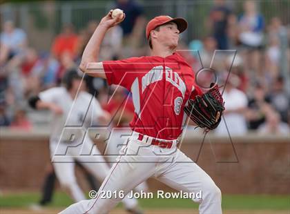 Thumbnail 3 in Mundelein vs. Libertyville (IHSA 4A Regional Final) photogallery.