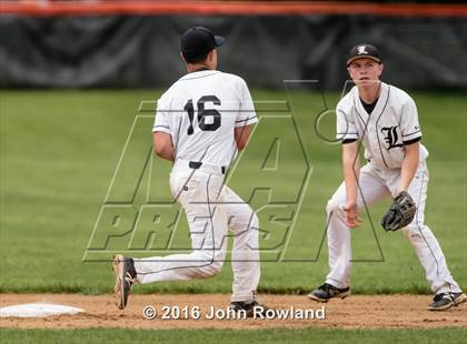 Thumbnail 2 in Mundelein vs. Libertyville (IHSA 4A Regional Final) photogallery.