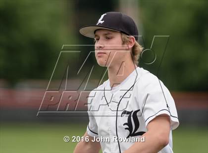 Thumbnail 2 in Mundelein vs. Libertyville (IHSA 4A Regional Final) photogallery.