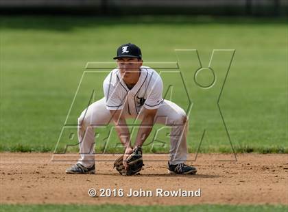 Thumbnail 3 in Mundelein vs. Libertyville (IHSA 4A Regional Final) photogallery.