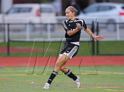 Thumbnail 1 in Honeoye Falls-Lima vs. Williamsville South (NYSPHSAA Class A Quarterfinal) photogallery.