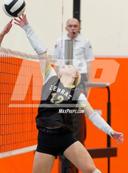 Thumbnail 2 in Rochester vs. Fairfield (Warsaw Invite) photogallery.