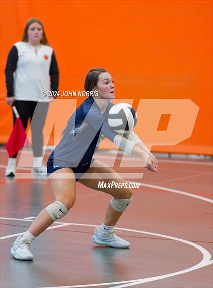 Thumbnail 3 in Rochester vs. Fairfield (Warsaw Invite) photogallery.