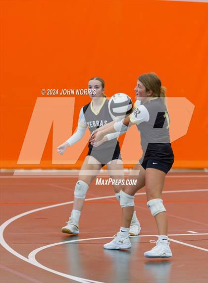 Thumbnail 1 in Rochester vs. Fairfield (Warsaw Invite) photogallery.