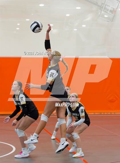 Thumbnail 3 in Rochester vs. Fairfield (Warsaw Invite) photogallery.