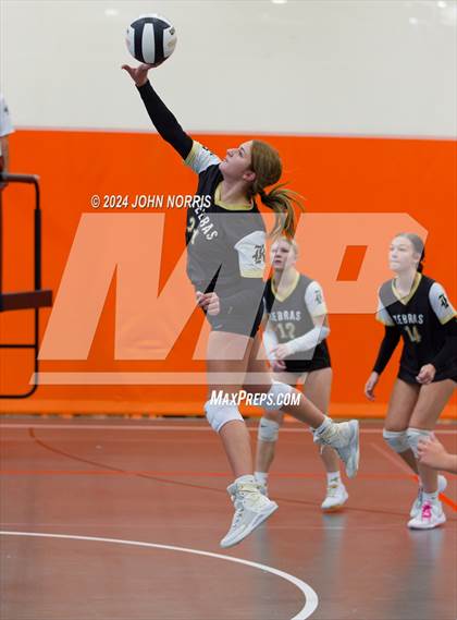 Thumbnail 3 in Rochester vs. Fairfield (Warsaw Invite) photogallery.