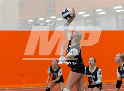 Thumbnail 2 in Rochester vs. Fairfield (Warsaw Invite) photogallery.