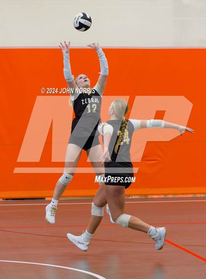 Thumbnail 3 in Rochester vs. Fairfield (Warsaw Invite) photogallery.