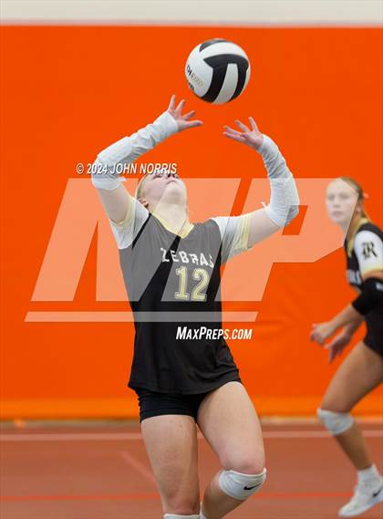 Thumbnail 1 in Rochester vs. Fairfield (Warsaw Invite) photogallery.