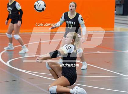 Thumbnail 2 in Rochester vs. Fairfield (Warsaw Invite) photogallery.