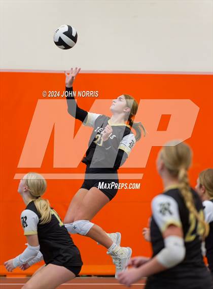Thumbnail 3 in Rochester vs. Fairfield (Warsaw Invite) photogallery.