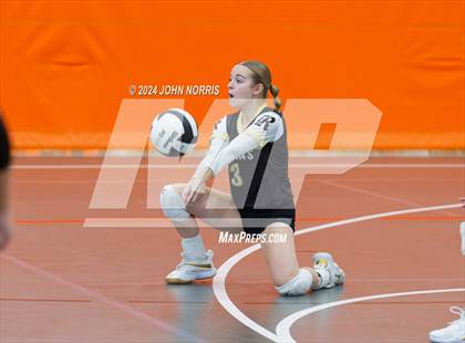 Thumbnail 3 in Rochester vs. Fairfield (Warsaw Invite) photogallery.