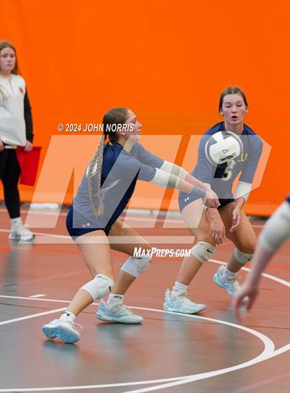 Thumbnail 3 in Rochester vs. Fairfield (Warsaw Invite) photogallery.