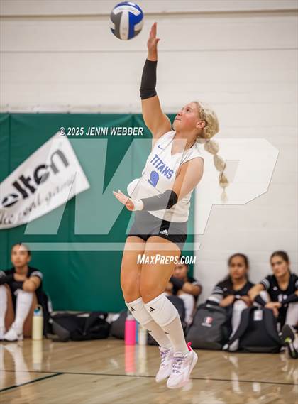 Thumbnail 2 in Papillion-LaVista South vs. South (Durango Fall Classic) photogallery.