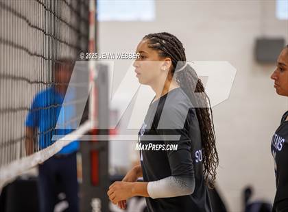 Thumbnail 2 in Papillion-LaVista South vs. South (Durango Fall Classic) photogallery.
