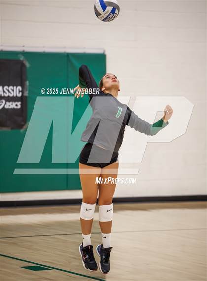 Thumbnail 2 in Papillion-LaVista South vs. South (Durango Fall Classic) photogallery.