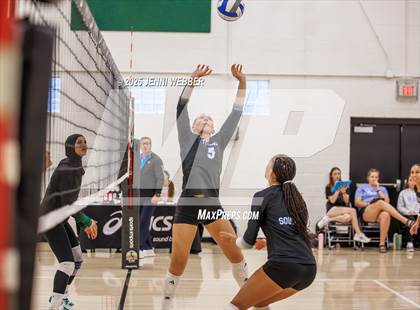Thumbnail 2 in Papillion-LaVista South vs. South (Durango Fall Classic) photogallery.