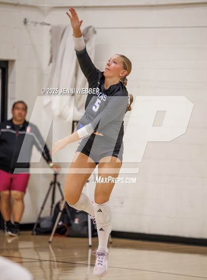 Thumbnail 3 in Papillion-LaVista South vs. South (Durango Fall Classic) photogallery.