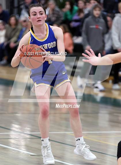 Thumbnail 3 in Norwood vs Pentucket Regional (MIAA Division 2 Round of 16) photogallery.